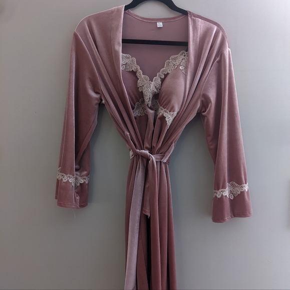 Feather and Pearl 3 piece lounge set - Pink - Picture 2 of 6